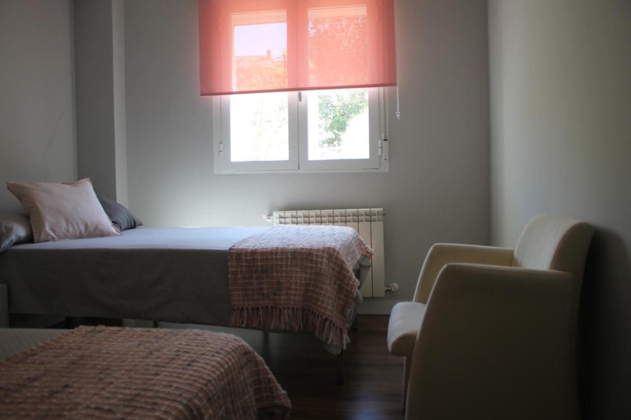 Amplio Apto Con Patio Privado Aranjuez Zewnętrze zdjęcie